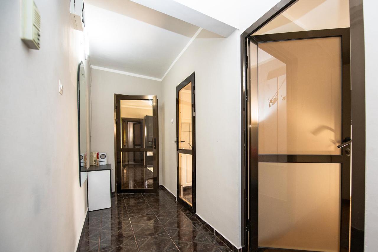 Apartament S46 Roman Exterior foto